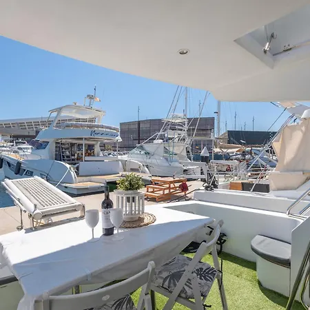 Barco Muy Romantico Con Parking