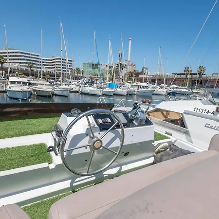 Hotel en barco Barco Muy Romantico Con Parking *