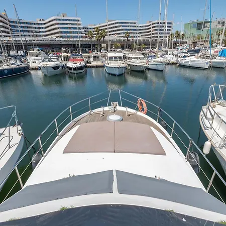 Barco Muy Romantico Con Parking Hotel en barco